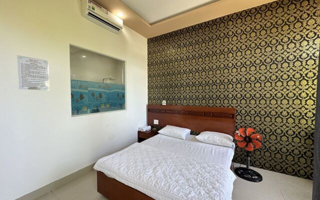 OYO 1191 Happy Motel
