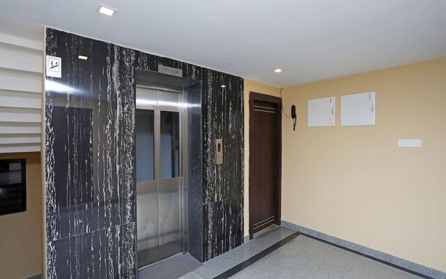 Capital O 27804 Hotel Globe International