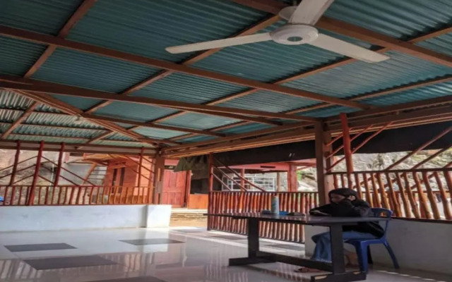 EXPRESS O 91702 Mandeh Homestay Syariah Near Bank Nagari PT Bank Pembangunan Daerah (BPD) Sumbar Cabang Painan