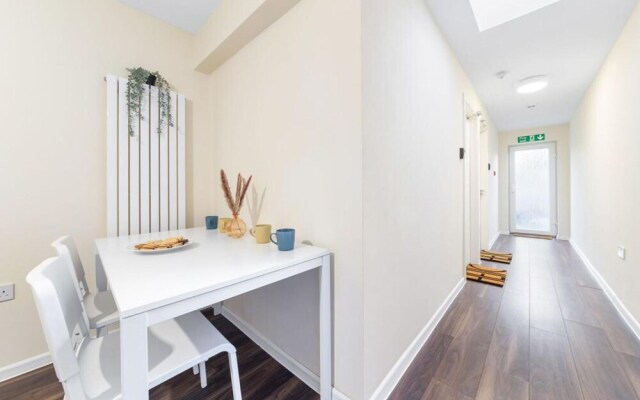 Remarkable 2 Double Bed Ensuite Room Isleworth TW7