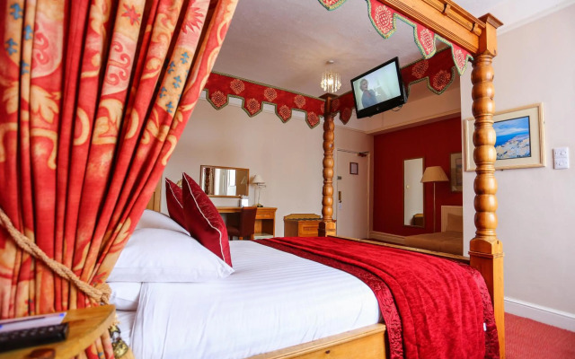 Royal Exeter Hotel