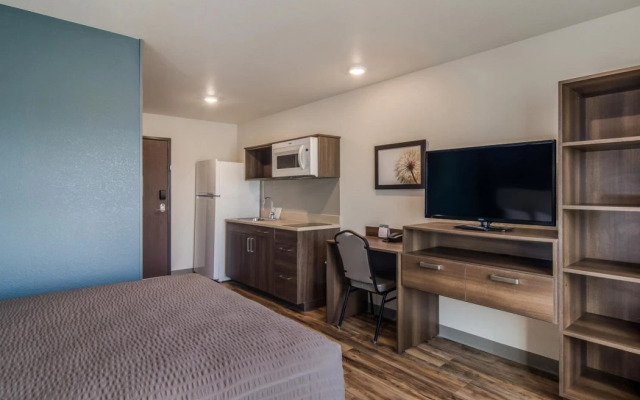 Woodspring Suites Wilmington Riverfront