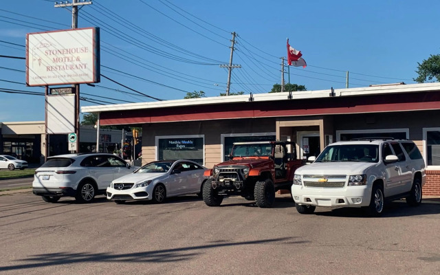 Stonehouse Motel and Restaurant