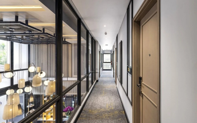 ROOMS INC Sudirman Jakarta