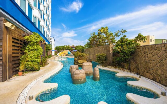 Kenting Long Beach Hotel