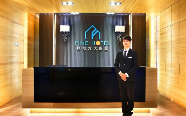Fine Hotel