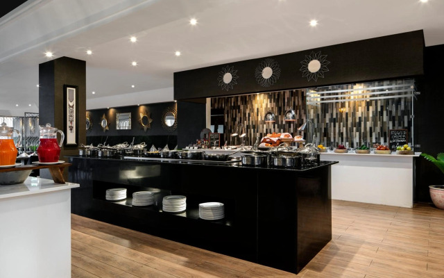 Four Points by Sheraton Dar es Salaam New Africa