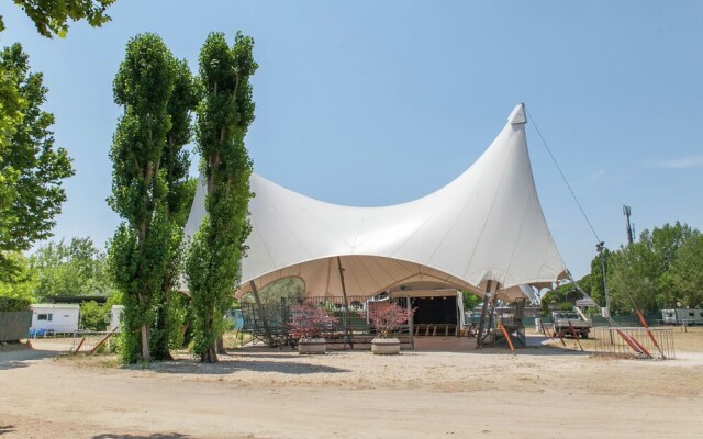 Modern Mobile Home in Cesenatico With Pool Near Seabeach