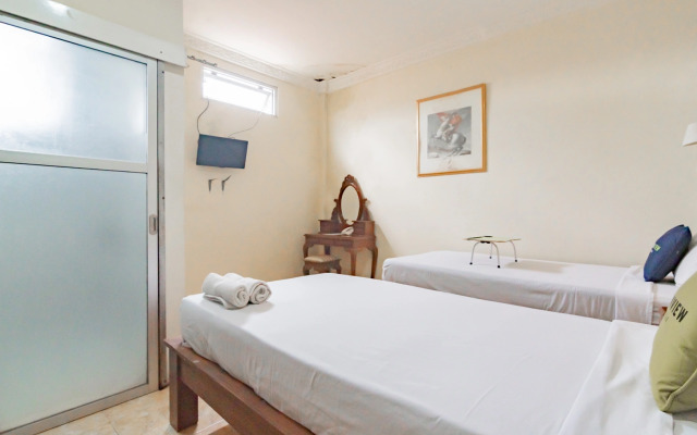 Urbanview Hotel Mon Bel Cibodas