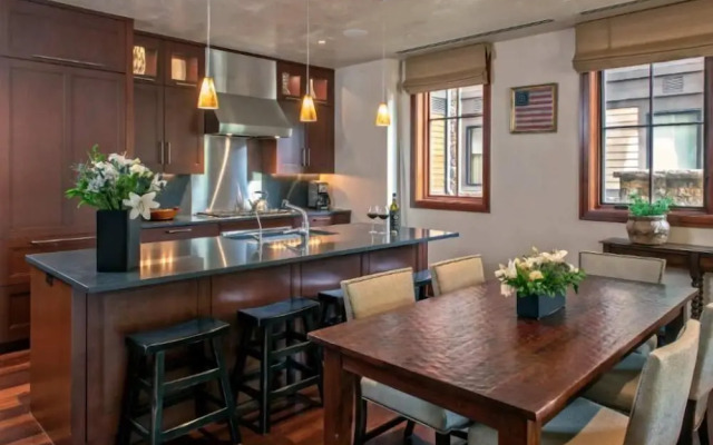 Platinum Vail Solaris 3 Bedroom Vacation Rental Set at the Base of the Mountain Just Steps From the Gondola