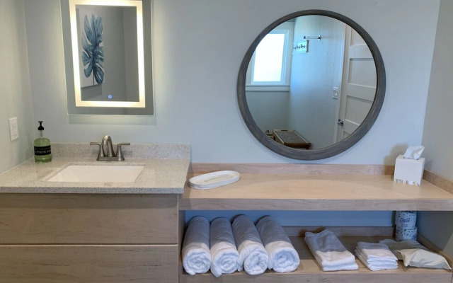 Balinese Suites