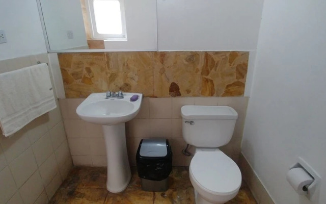 Casa Eguren Art Hostel - Adults Only