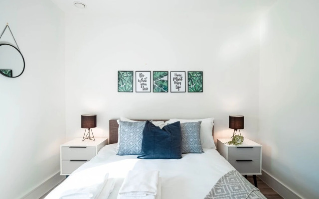 The Interchange Apartment by Opulent