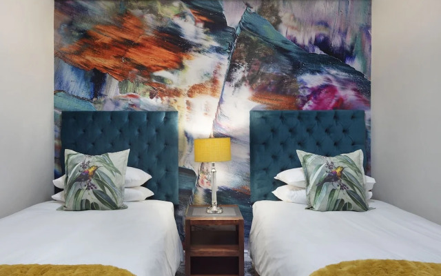 Penthouse F23 Seaside Village