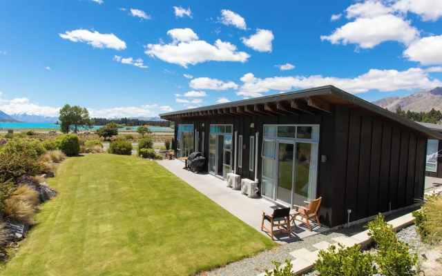 Three Rivers Lodge