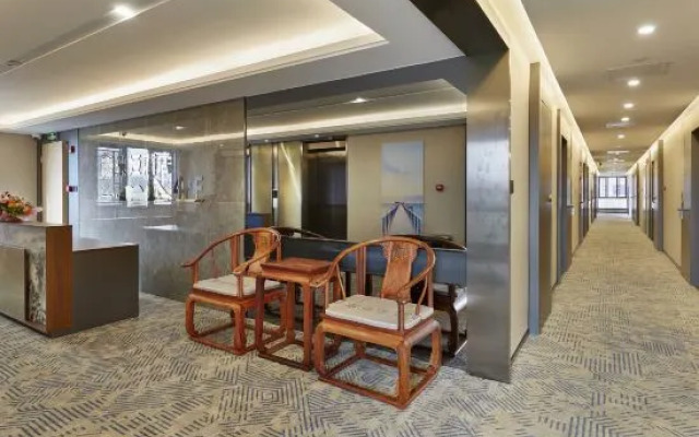 Mia Hotel (Jiangmen Station store)