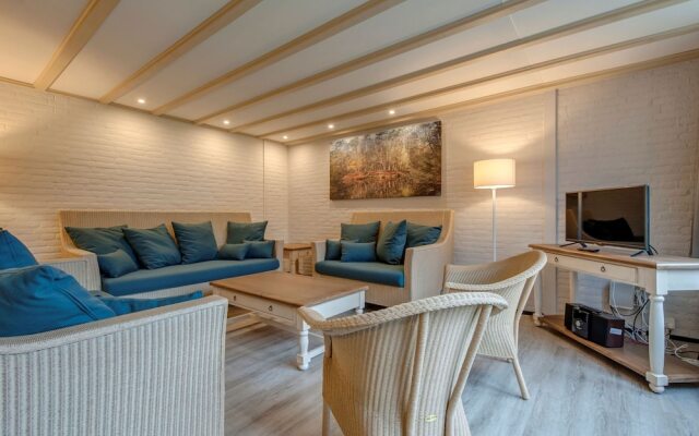 Comfortable Bungalow With Dishwasher, in De Maasduinen Area