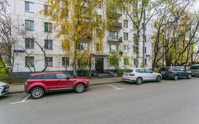 Apartment on Volkov Pereulok