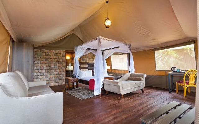 Nokras Enkare Luxury Tented Camp Sagana