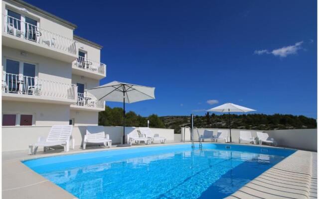 Apartments Huljev