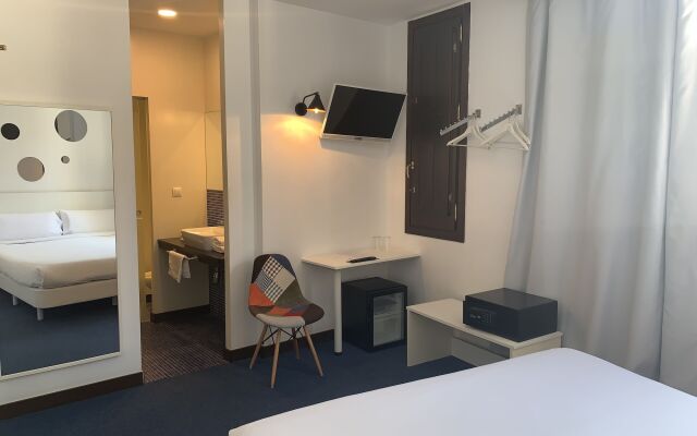 Casual Ilbira Granada Hotel