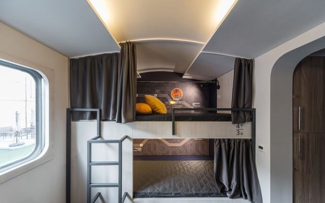 Metro Hostel