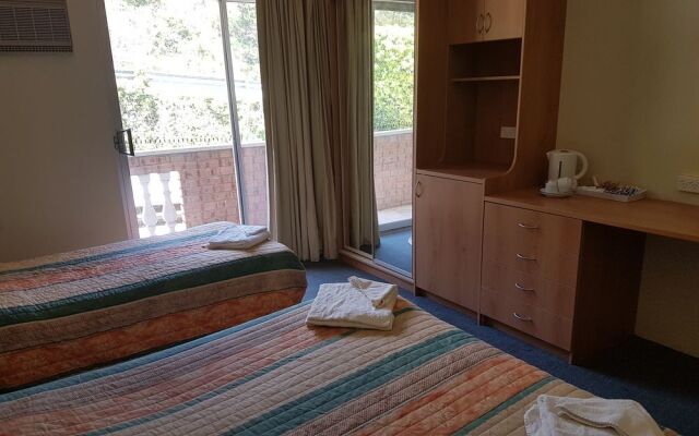 Rest Easy Motel