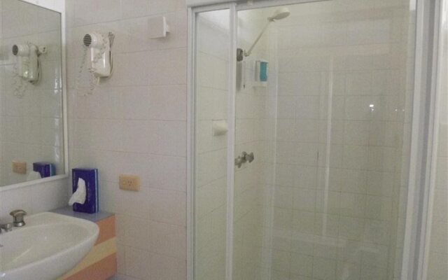 Golden Sands Motor Inn Forster