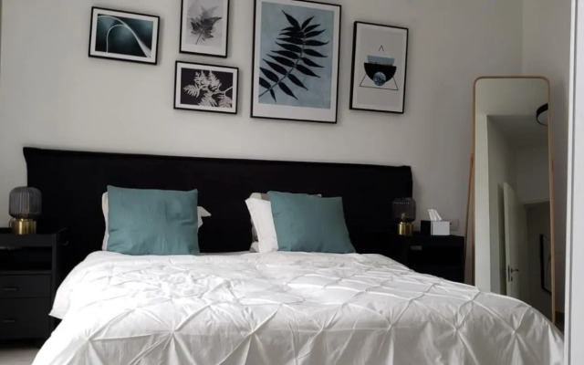 Brand New 3 Bedroom Apartment in Shalem Tower