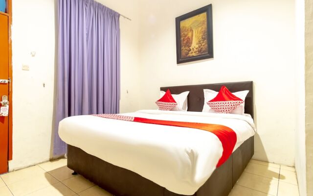 Pondok Wisata Istana Xi by OYO Rooms