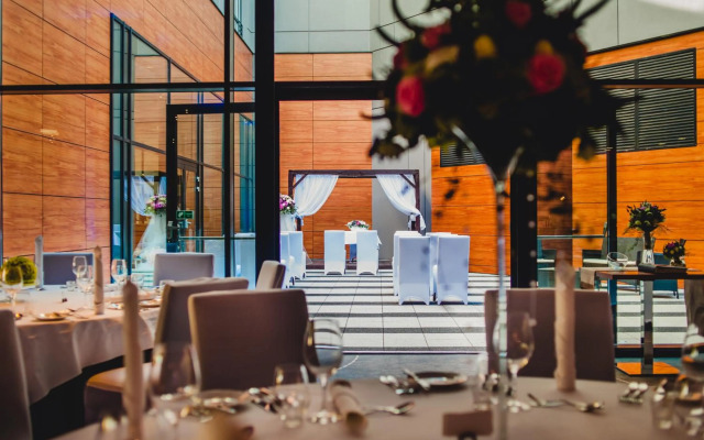 Warsaw Plaza Hotel