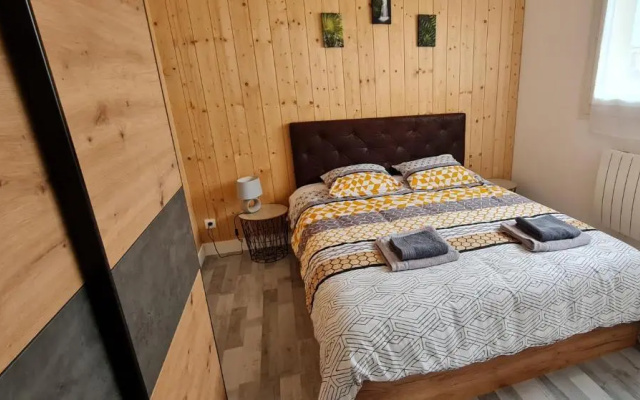 Appartement Le Mauriac Véranda plein sud 6 personnes