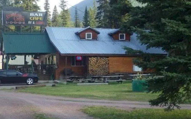 Stanton Creek Lodge
