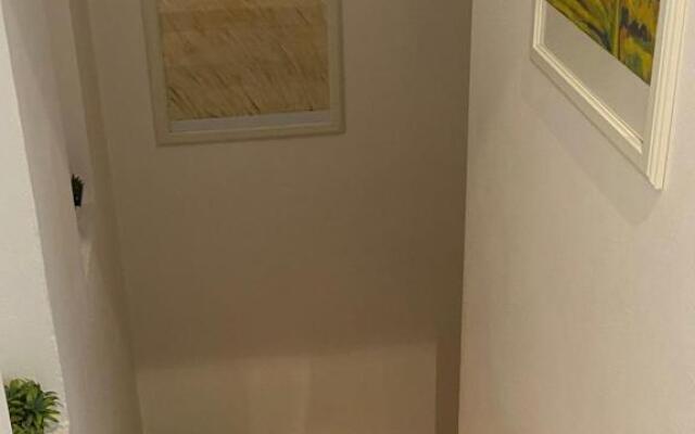 Samy s Home free parking