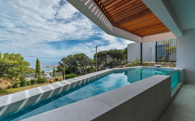 Casa Linea Villa in Camps Bay