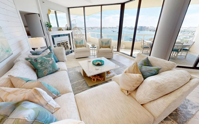 East Pass Towers 602 3 Bedroom Condo