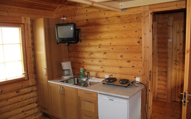 Brimnes Cabins and The Northern Comfort Inn