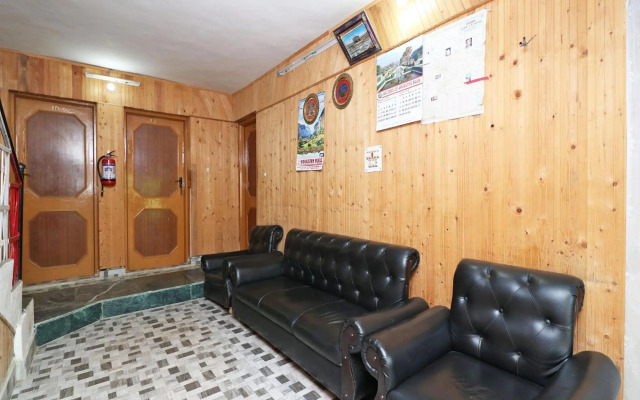 Oyo 18770 Hotel Indian Palace