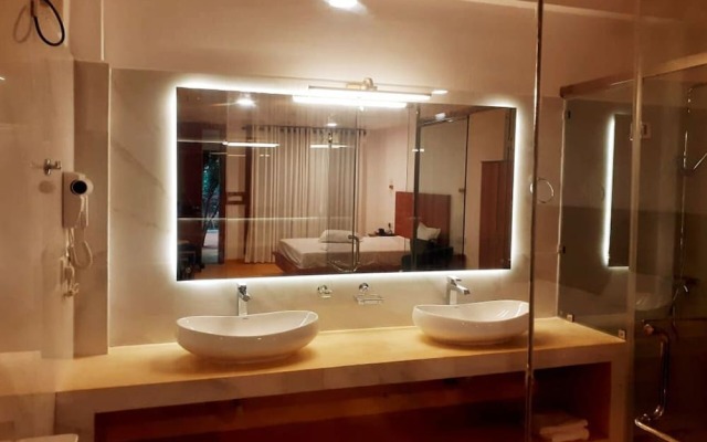 Sri Lanka Beach House Hotel and SPA
