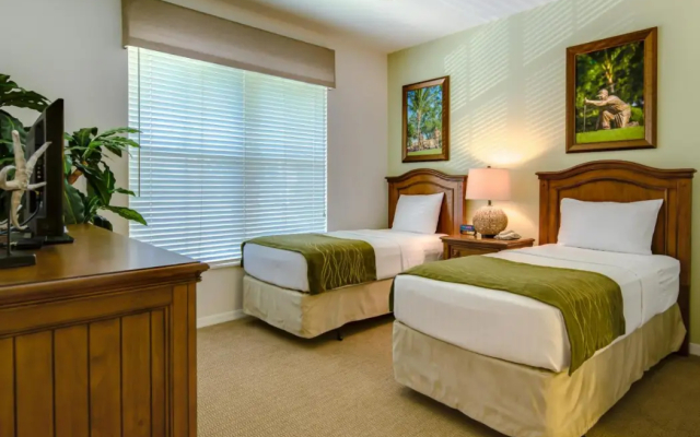 GreenLinks Golf Villas at Lely Resort