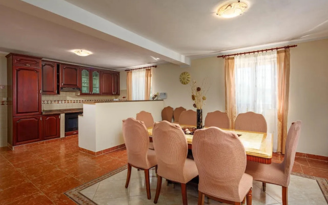 Pool Villa Divina in i an