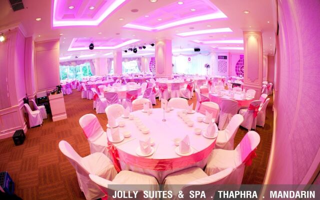 Jolly Suites & Spa Thaphra