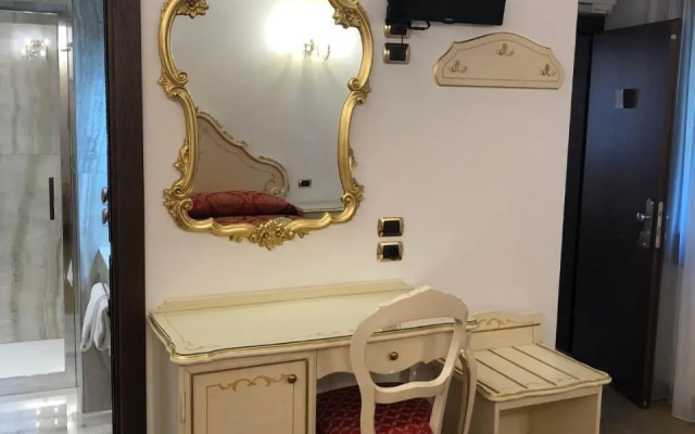 Hotel Leonardo