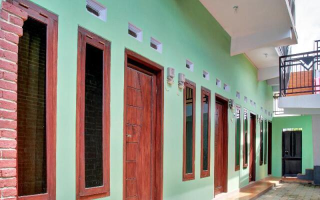 SPOT ON 90537 De Wisma Emas