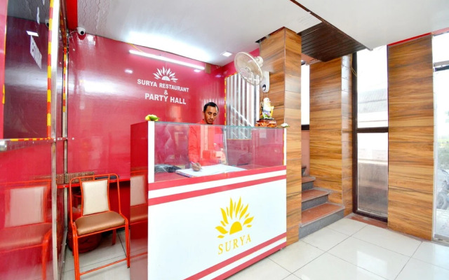 Oyo 42945 Surya Hotel