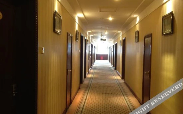 Super Leisure Hotel