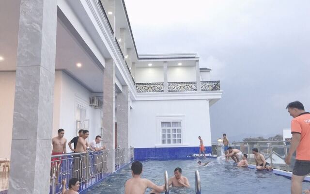 Tam Chau Luxury Hotel