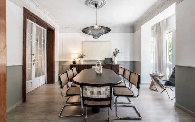 Zambrano - 4 Bedrooms and Office in Trafalgar