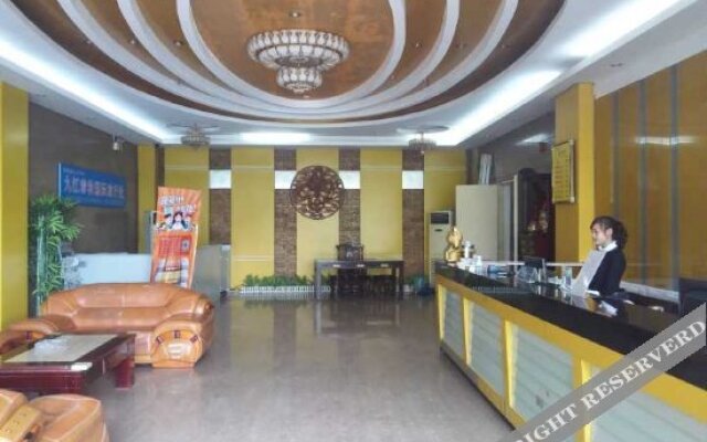 Qinke Business Hotel Gongqing