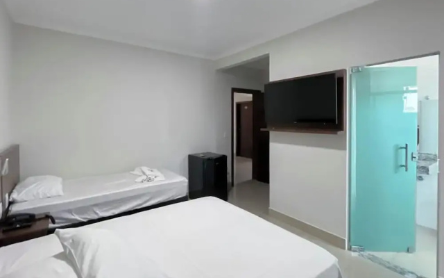 Hotel Minas